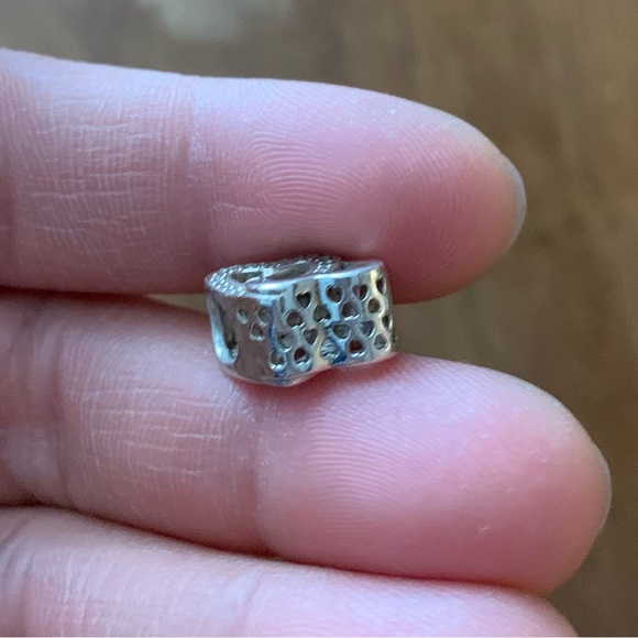 Retired Pandora Interlocked Hearts Silver Charm with Clear Cubic Zirconia EUC - Picture 6 of 9